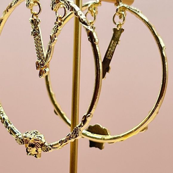 ALMOST SOLD OUT! - Picture 7 of 9